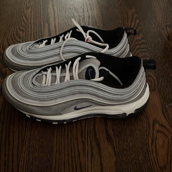 Nike shoe size 10 clean - Picture 2 of 2